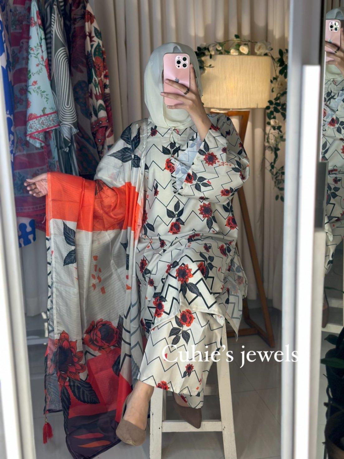 Dubai Silk Three Piece